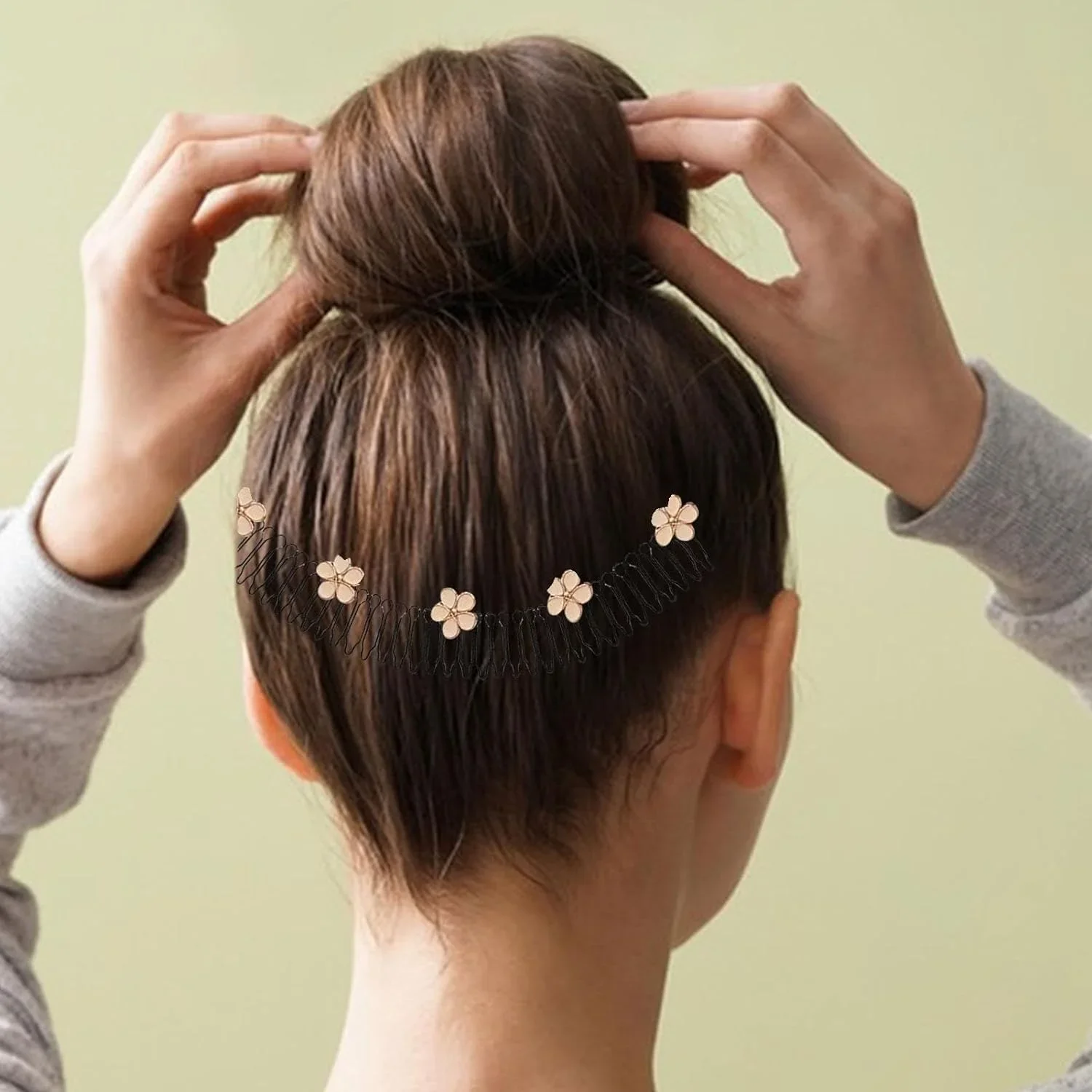 

Stretchable Hair Clips- U Shape Hair Finishing Fixer Comb| Stretchable Hair Pin, U Pin Hair Clips, Cute Hair Holder, Hair Styl