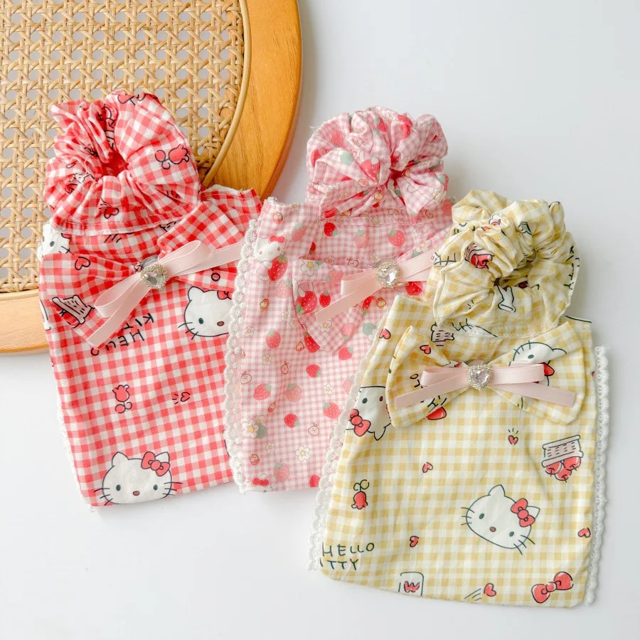 

Cartoon Hello Kitty New Red Apple Strawberry KT Cat Print Floral Fabric Handmade Dual-purpose Bow Portable Storage Bags Case