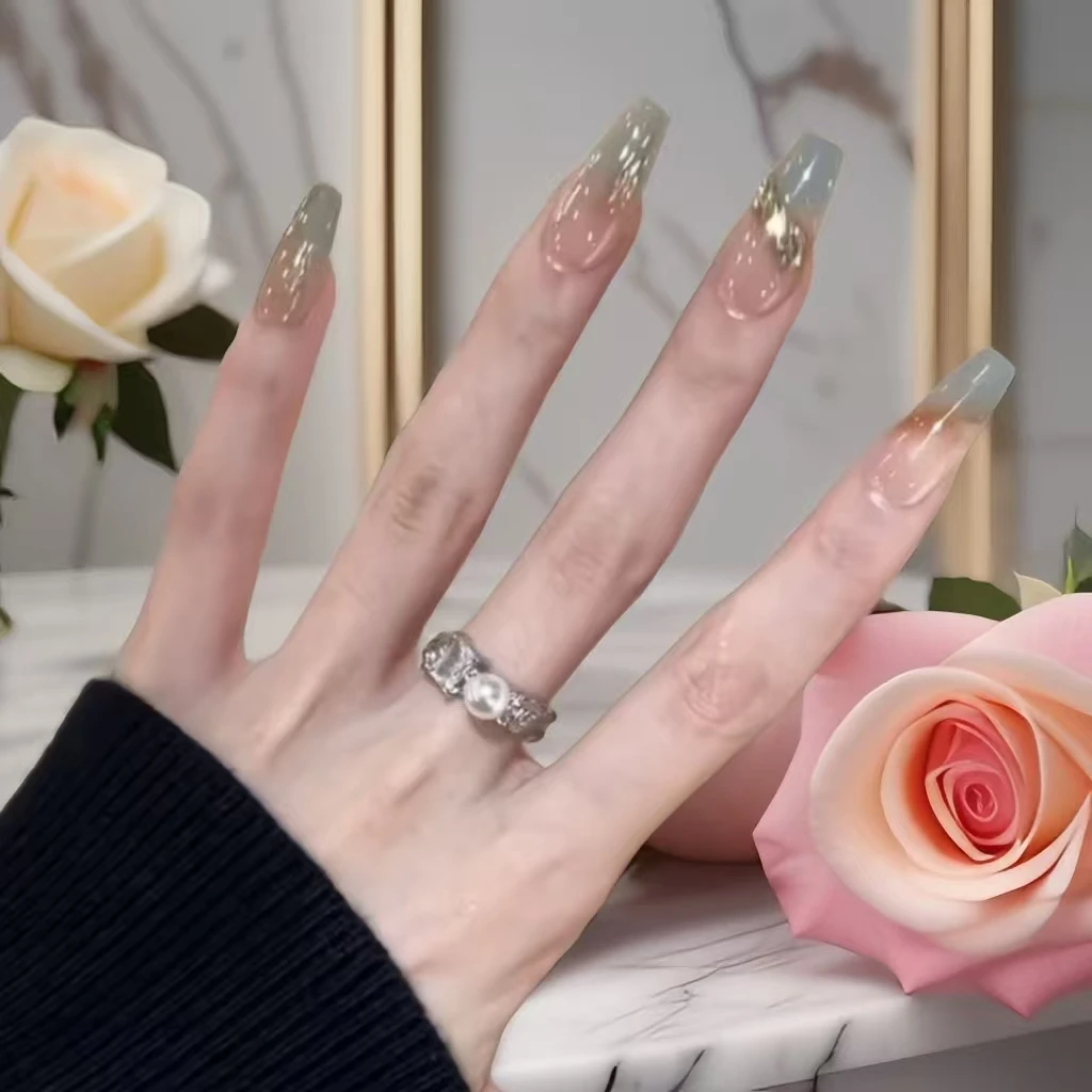 

10 шт. короткие накладные ногти «кошачий глаз» с туманным лесом, осенне-зимний съемный дизайн с 4 шт. инструментами, сверхпрочные клейкие наклейки для ногтей