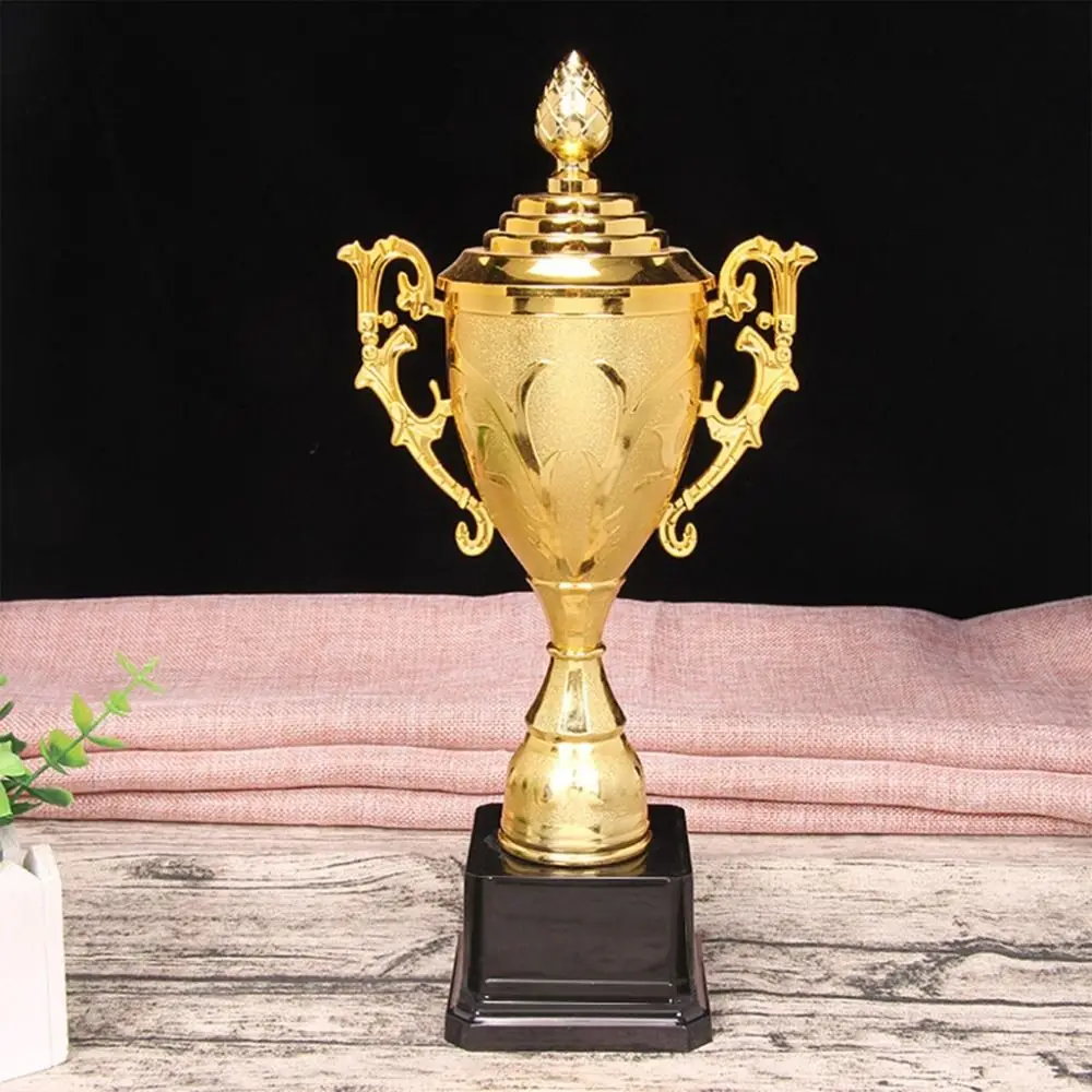 Children's Gold Trophy Awards School Rewarding Supply Competition Soccer Winner Award Trophy Toy Plastic Model Small Prize Cup