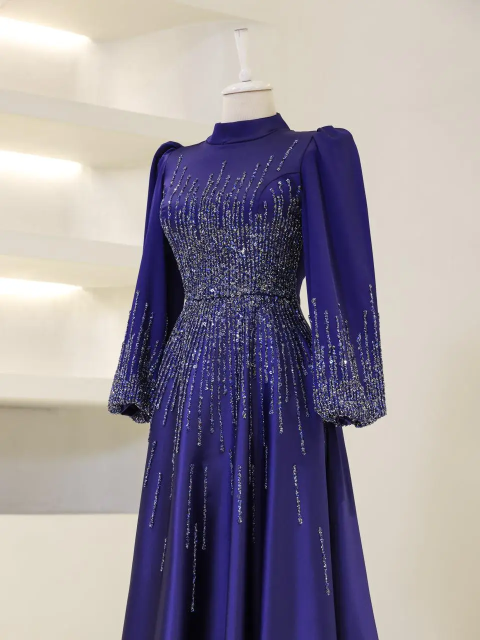 Funyue Royal Blue Long Sleeve Evening Dresses Women Elegant A-Line Satin Beaded Formal Prom Gown Abendkleider