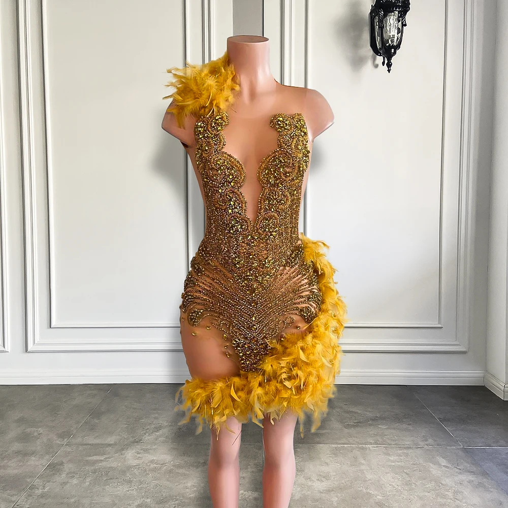 

Sexy See Through Sheer Mesh Birthday Party Formal Gowns Sparkly Luxury Gold Diamond Black Girls Feather Short Prom Dresses 2025