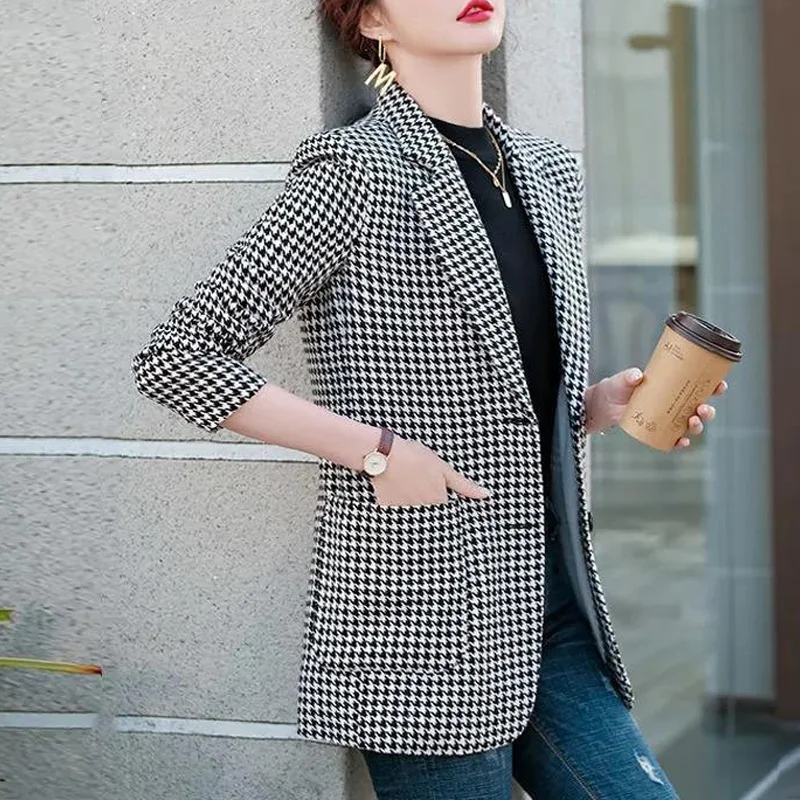 2023 New Spring and Autumn Elegance Commuting Simple and Slim Fit Versatile Suit Collar Long Sleeved Bird Grid Oversize Suit