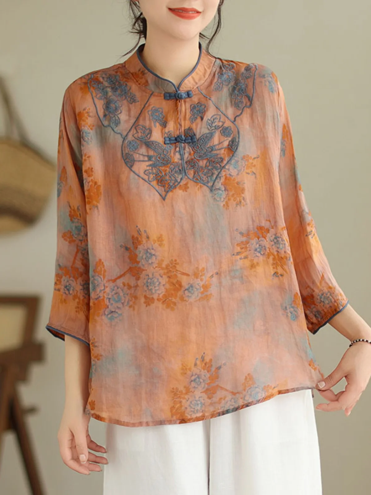 

Женский льняной топ большого размера с воротником-стойкой и пуговицами в стиле ретро, с вышивкой из конопли, тонкий асимметричный льняной топ с принтом