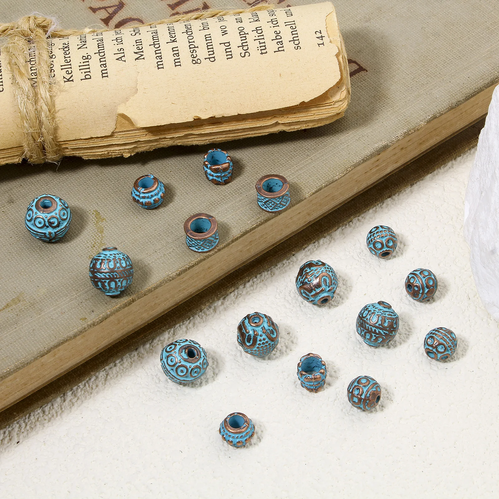 20 PCs Zinc Based Alloy Patina Spacer Beads  Antique Copper Blue Beads Bracelets For DIY Charm Jewelry Making Necklace Findings