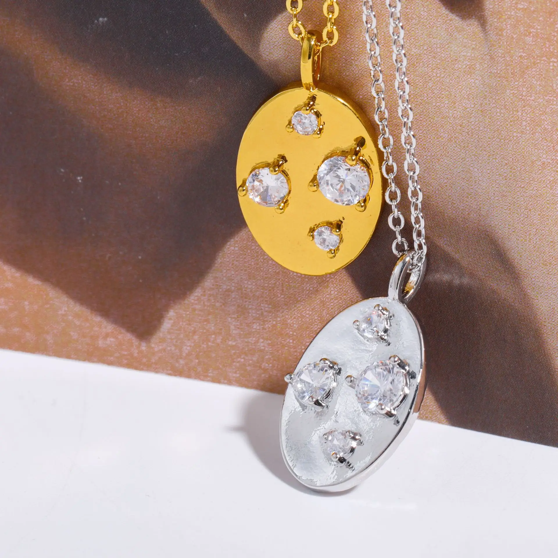 

Retro fashion trend irregular oval zircon necklace made of Necklaces for women jewelry