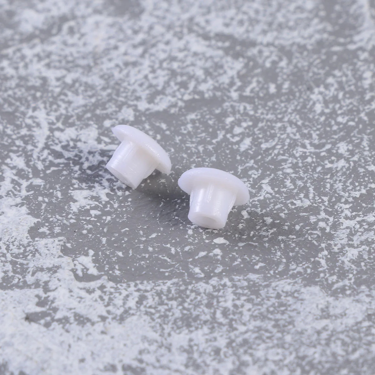 

100Pcs Cabinet Plastic Hinge Screw Covers Durable Easy Install Decorative Covers for Drawer Window Cupboard Door