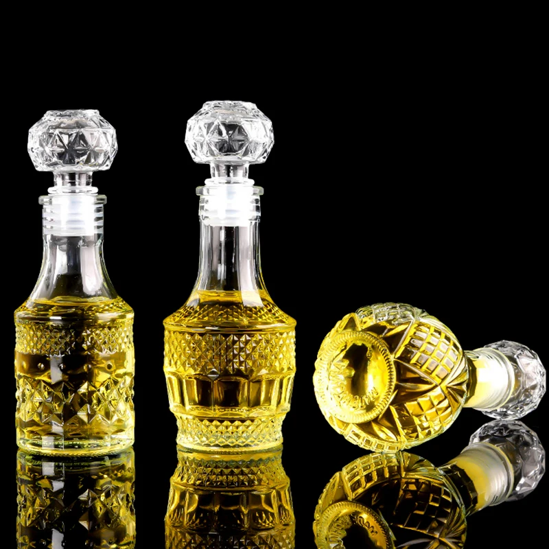 1Pcs Small Empty Spirit Whisky Wine Bottle 50ml Mini Glass Alcohol Liquor Bottles With Screw Cap Whiskey Decanter