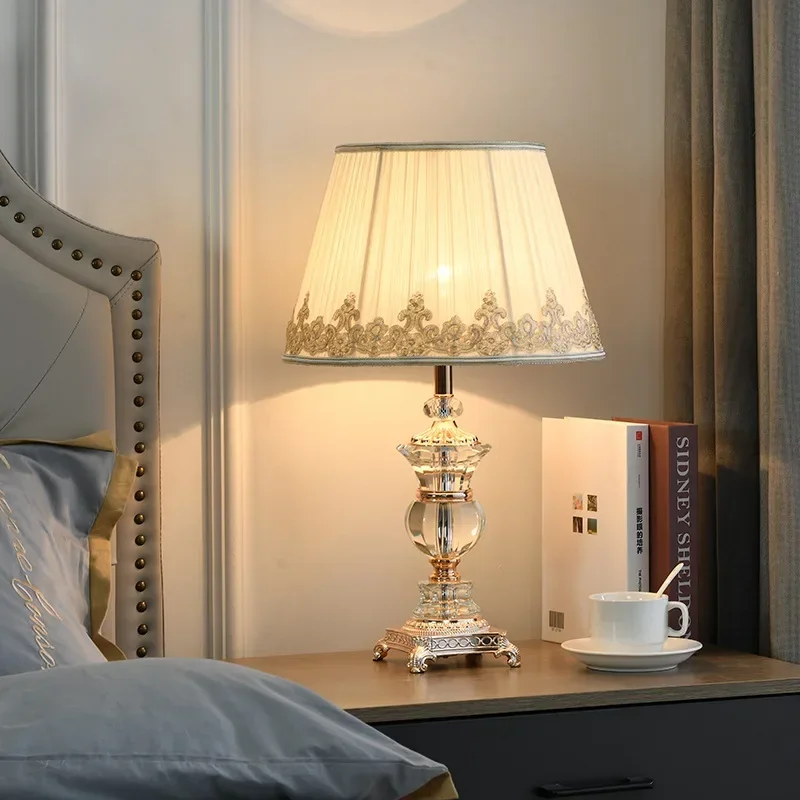 

Retro Palace Crystal Table Lamp Home Decoration Luxury Creative Decoration Bedroom Office Hotel Bedside Lamp Warm Atmosphere