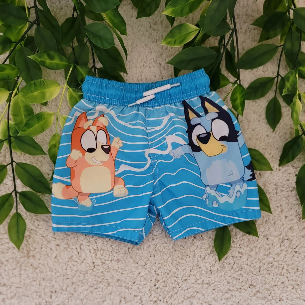 Novedad de verano, pantalones cortos de playa para niños y adultos Bluey, pantalones cortos de natación transpirables de secado rápido, pantalones cortos deportivos informales para baloncesto
