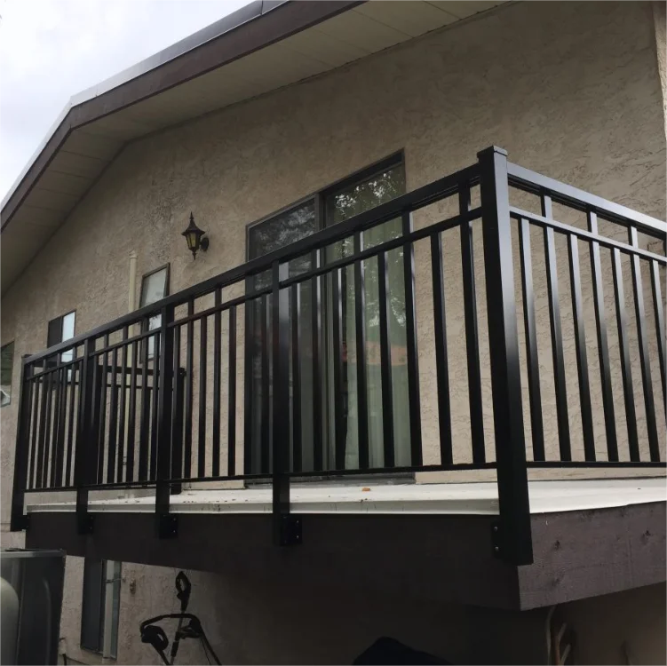 Maatwerk Moderne aluminium dekrailing met gepoedercoating Eenvoudige installatie Roestbestendig balustrade voor appartement