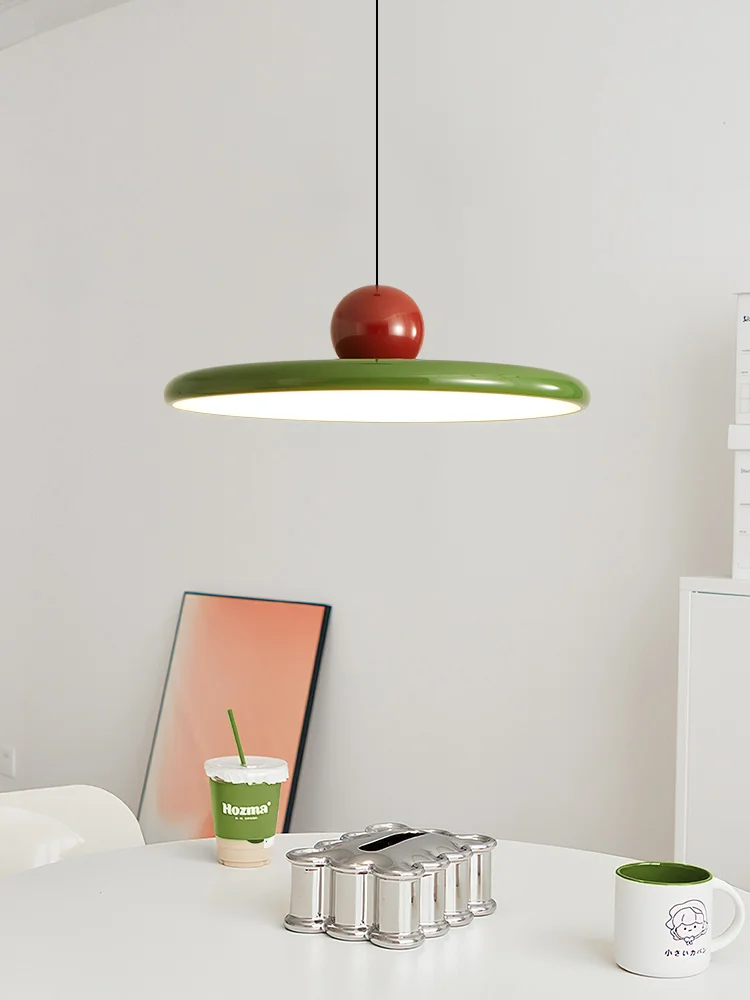 Vintage green flying saucer chandelier restaurant is very simple, quiet wind bedroom cream wind table lamp