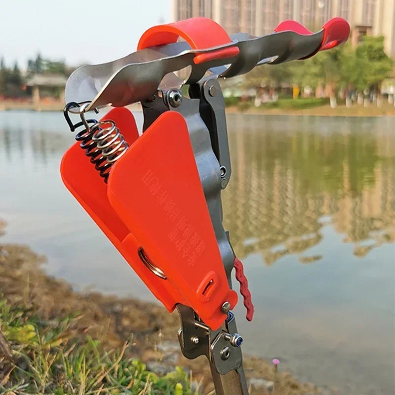 abu garcia revo inshore vs shimano curado Shimano main image 1
