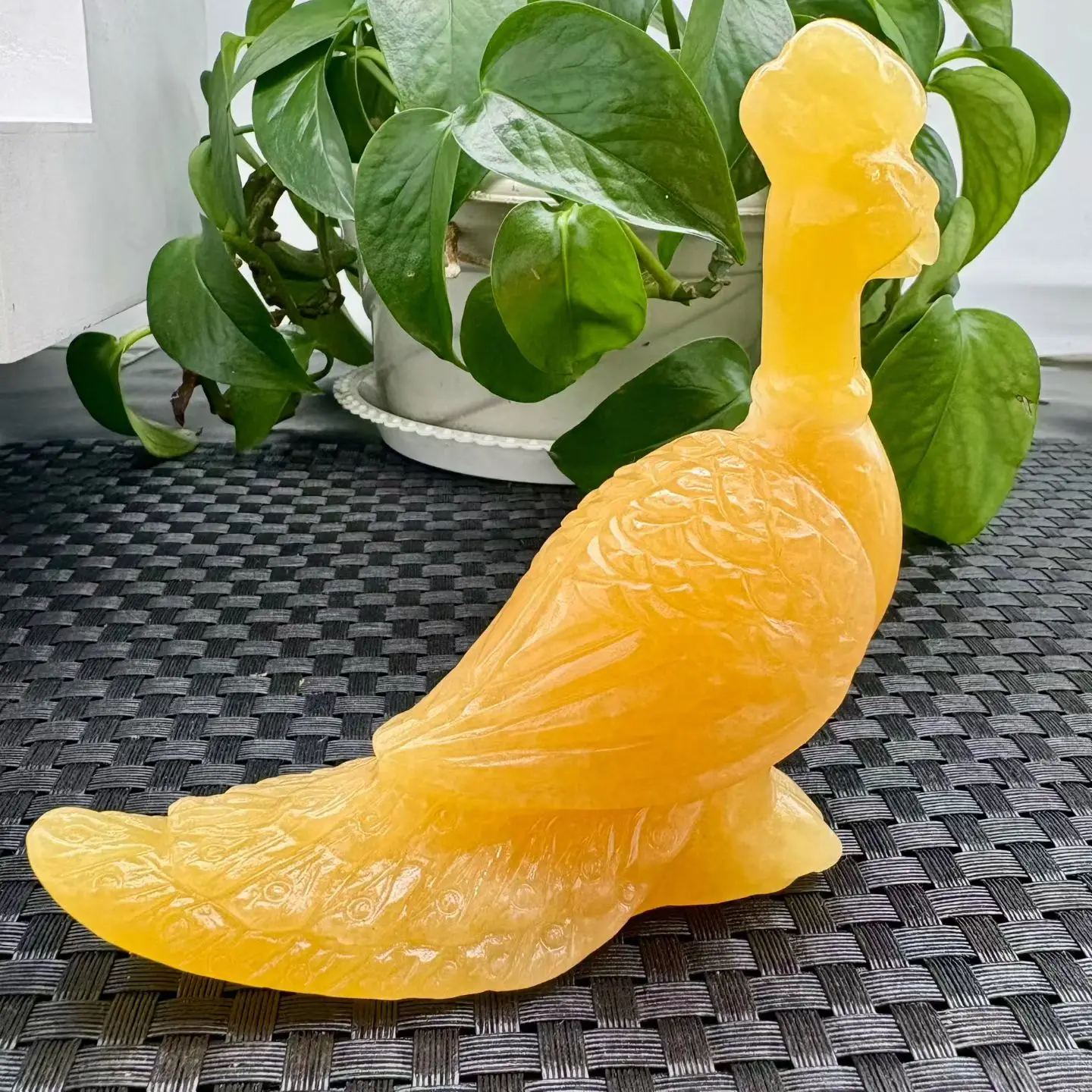 Natural Yellow Calcite Peacock Carving Healing Mineral Polished Home Decor Ornament Gift-Quality Stone Figurine