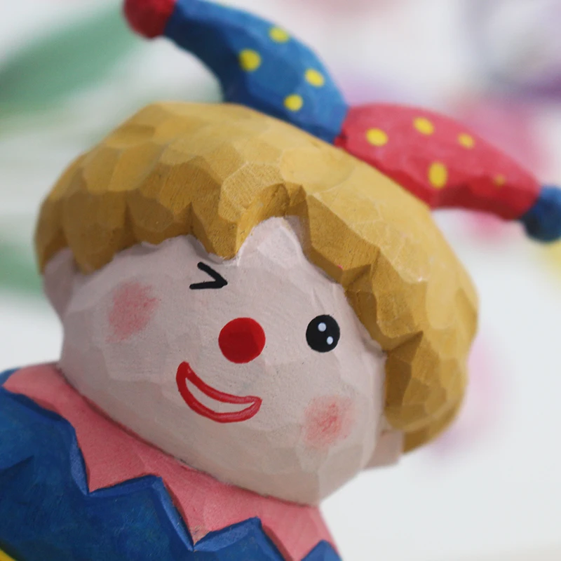 Hand Painted Wood Handicrafts Cute Creative Wood Carving Clown Doll Figurine Home Ornament Gift Car Desktop Decoration