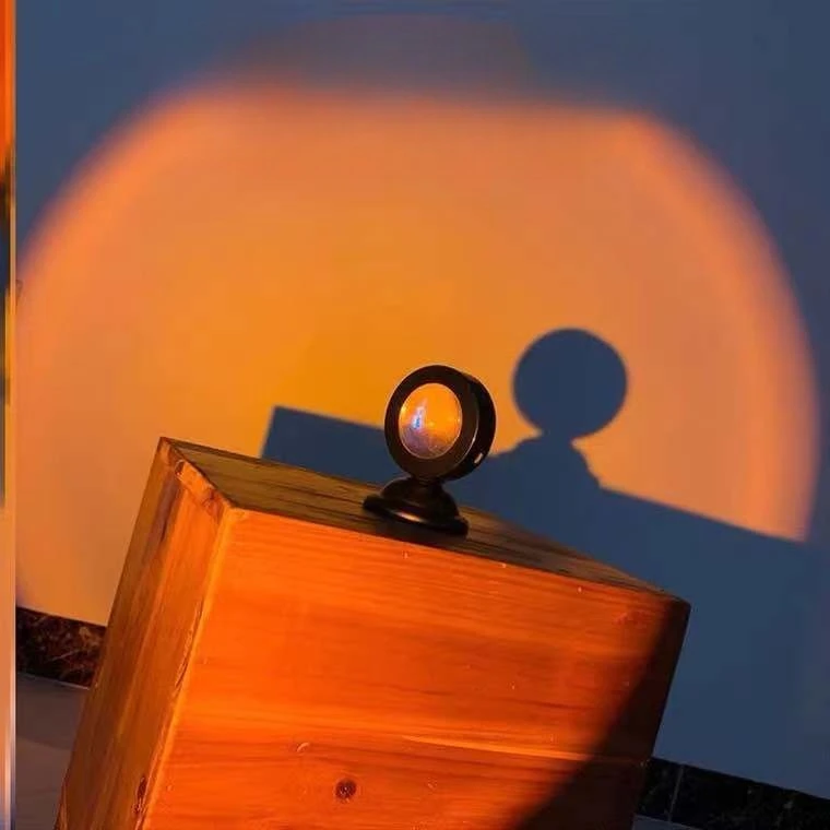 1pc-The new sunset light comes with earbuds and remote control in 16 colors Customized version