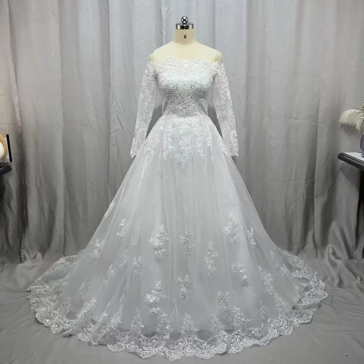 Abito da sposa personalizzato con abito da ballo maniche lunghe applicazioni di paillettes in pizzo abiti da sposa formali taglie forti abiti da sposa principessa