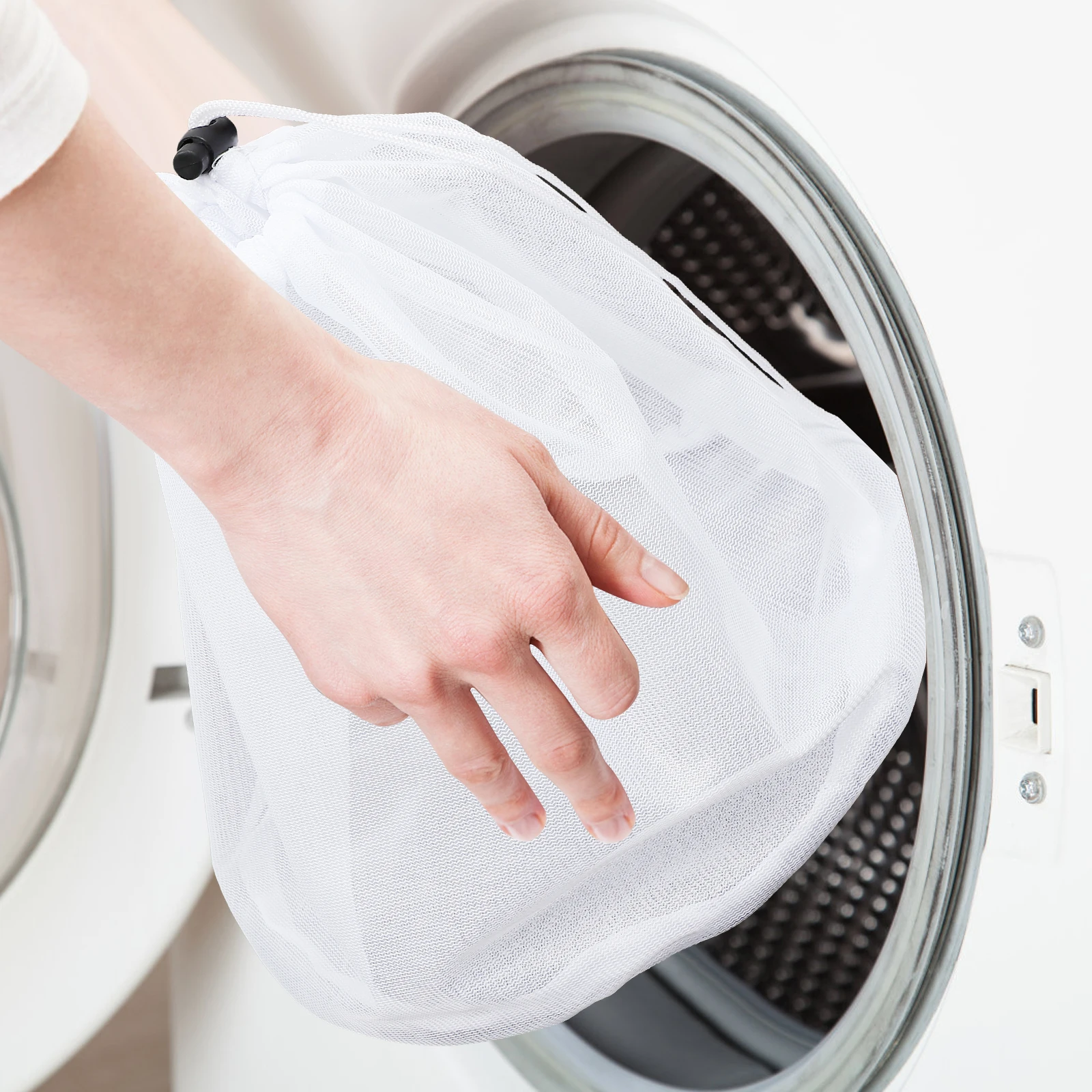 

4 Pcs Fine Mesh Laundry Bags Drawstring Polyester Wash Bags Travel Storage ganizer for Clothes Underwear Socks Dorm Apartment