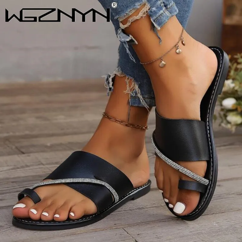 2024 Vrouwen Leren Slippers Slippers Dames Schoenen Zomer Merk Mode Vrouwen Sandalen Luxe Slippers Slippers Designer Sandalen