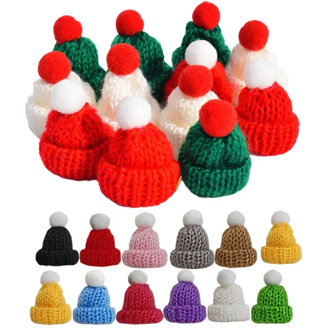 10-30 sztuk Mini czapki świąteczne przędza dzianinowa palec mała czapka lalka DIY Craft kapelusze na ozdoby choinkowe akcesoria do włosów
