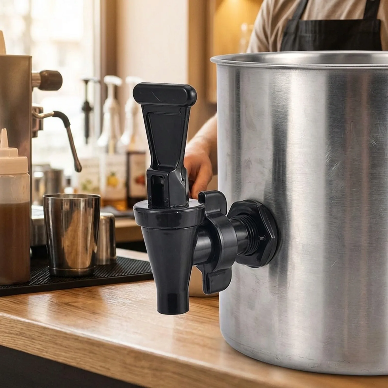 Insulated Bucket Faucet Plastic Spout for Water Bottle Tap Systems Used in Milk Tea Coffee and Beverage Dispensing Environments