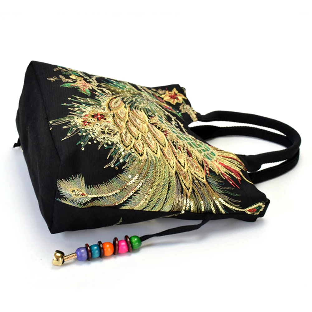 حقائب يد نسائية على الطراز العرقي حقيبة مطرزة فريدة من نوعها على شكل طاووس وقلادة من الخرز بمقبض علوي حقيبة ساعي ذات سعة كبيرة