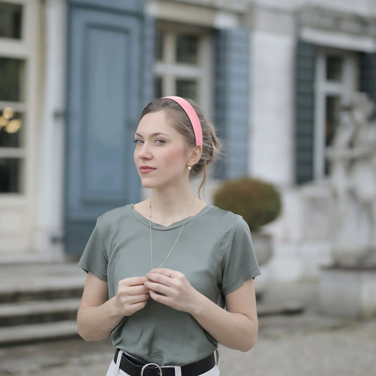 

3Pcs Wide Plastic Hairbands Toothed Plain Headbands for Women Non Slip Hair Accessories Simple Stylish Daily Wear Fashion