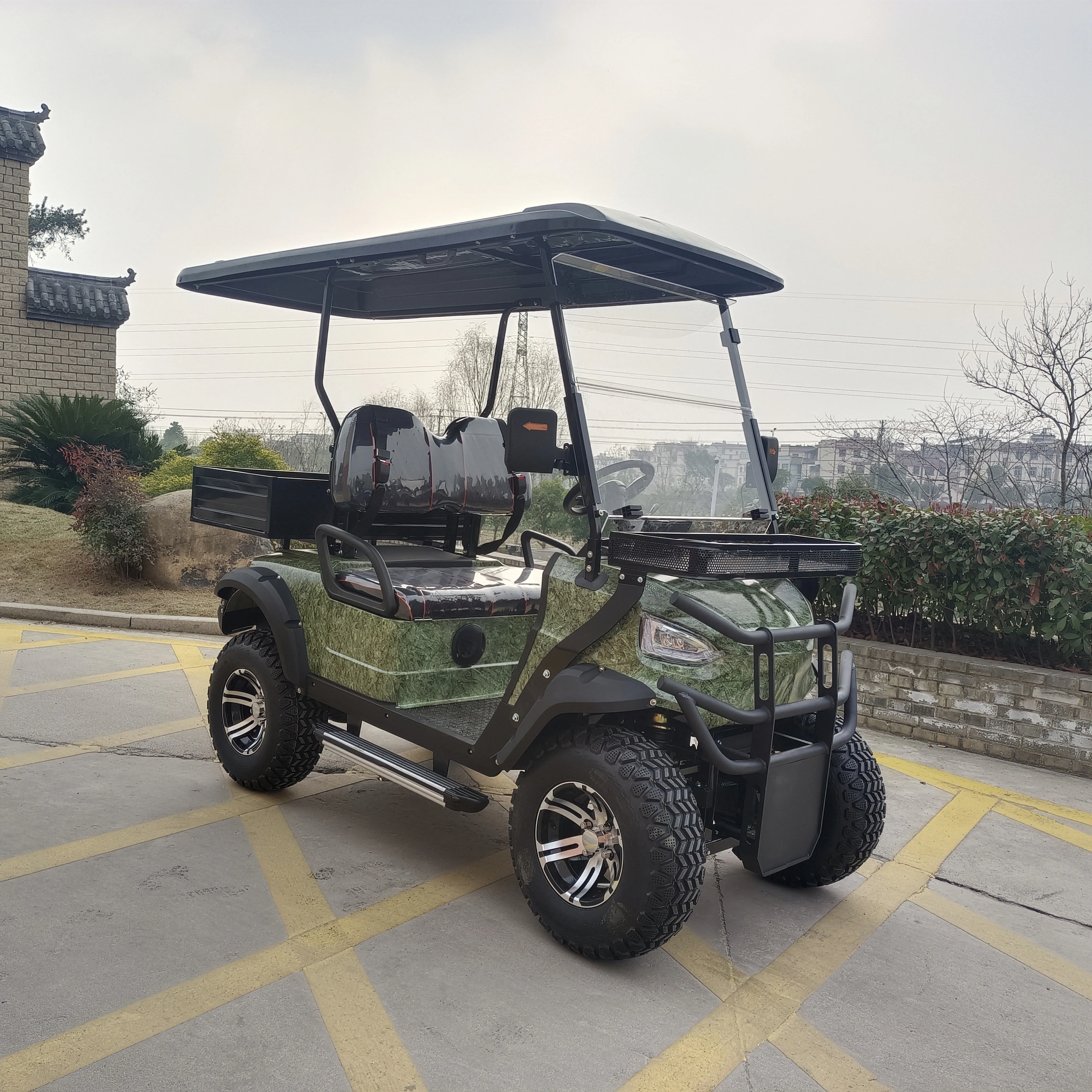 Right Price Family 4-6 Seat Golf Cart Recreational Recreation From China Manufacturers in 2024