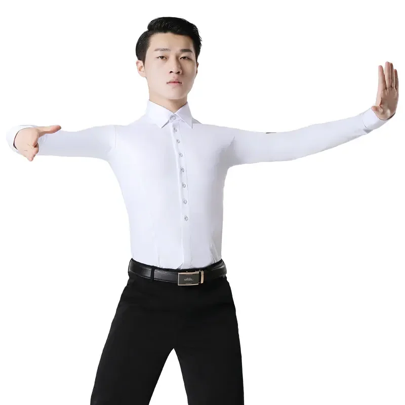 dan-polo-performances-de-danse-latine-professionnelles-haut-de-gamme-pour-hommes-adultes-dans-un-style-latino-americain-definies-dans-le-domaine-artistique
