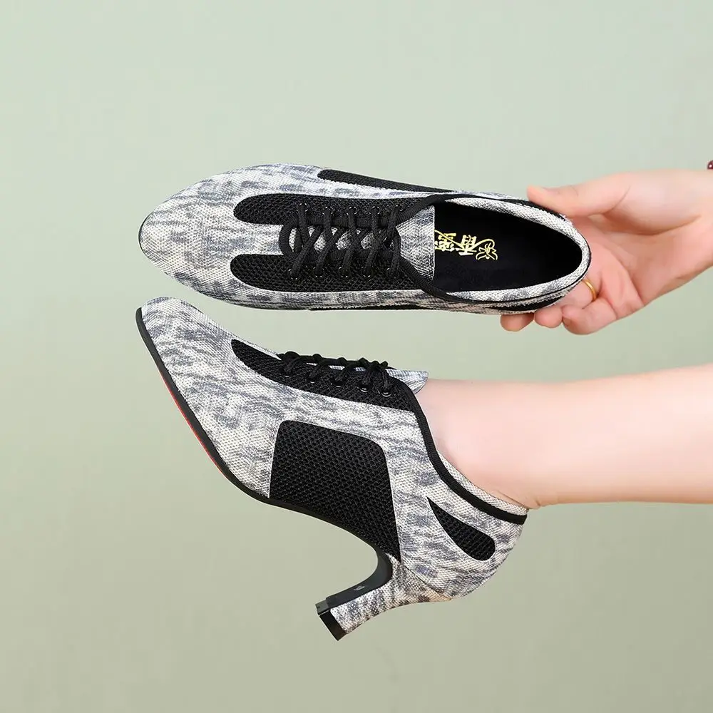 Latin Dance Shoes For Women Teacher Body Outdoor Square Social Dance Shoes Fashion Women Shoes High Heels CANVAS