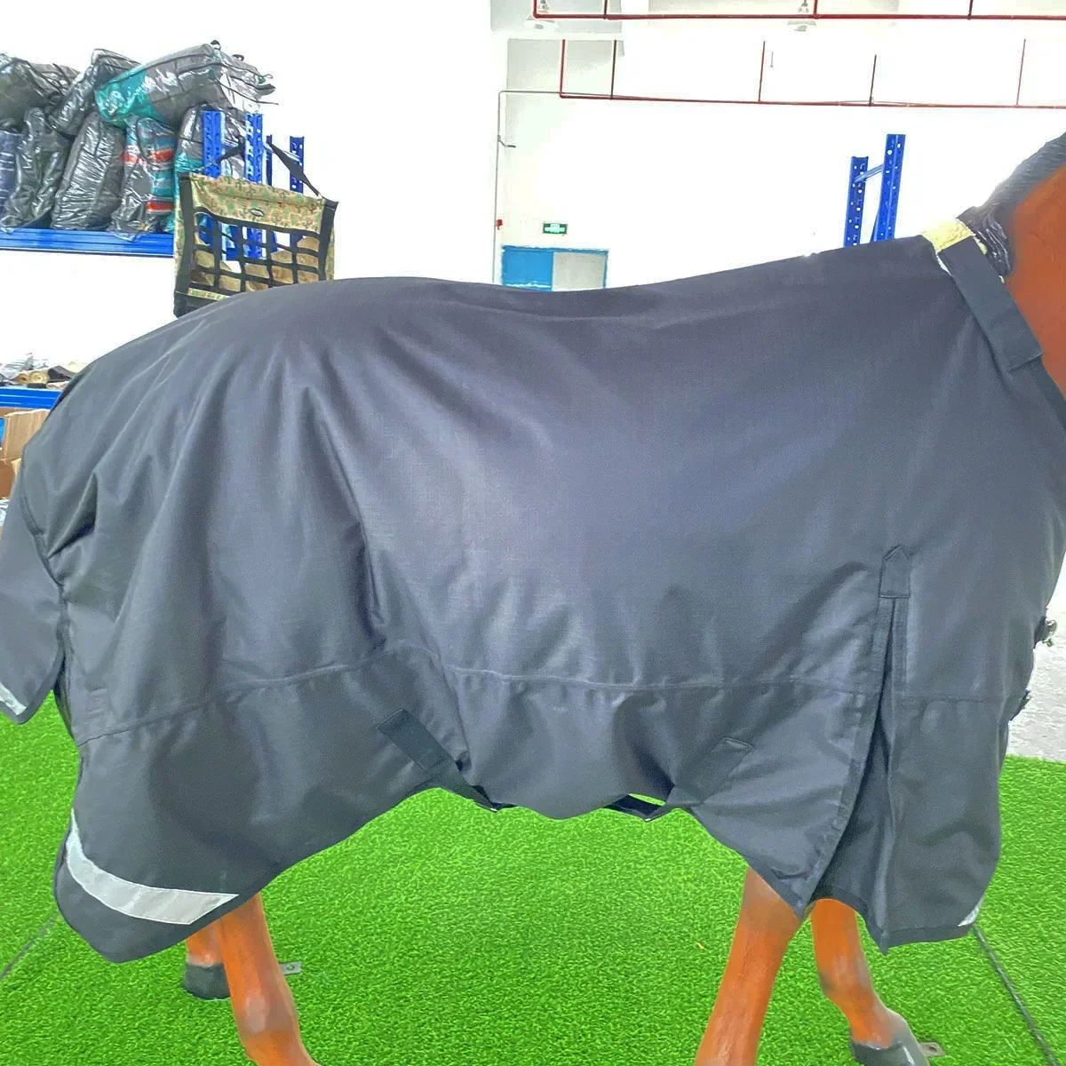 Fanfaree High Quality Customized Light Weight Turnout Horse Winter Rugs Ripstop Stable Sheet Blanket With 1200d Material