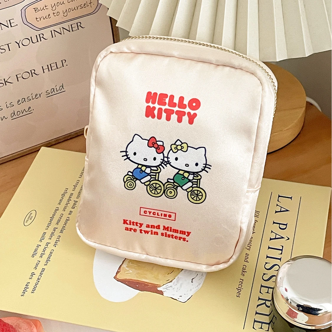 حقيبة مكياج لطيفة على شكل قطة كرتونية باللون البيج مطبوعة منظم مستحضرات التجميل للسفر حقيبة يد محمولة لأدوات الزينة #5