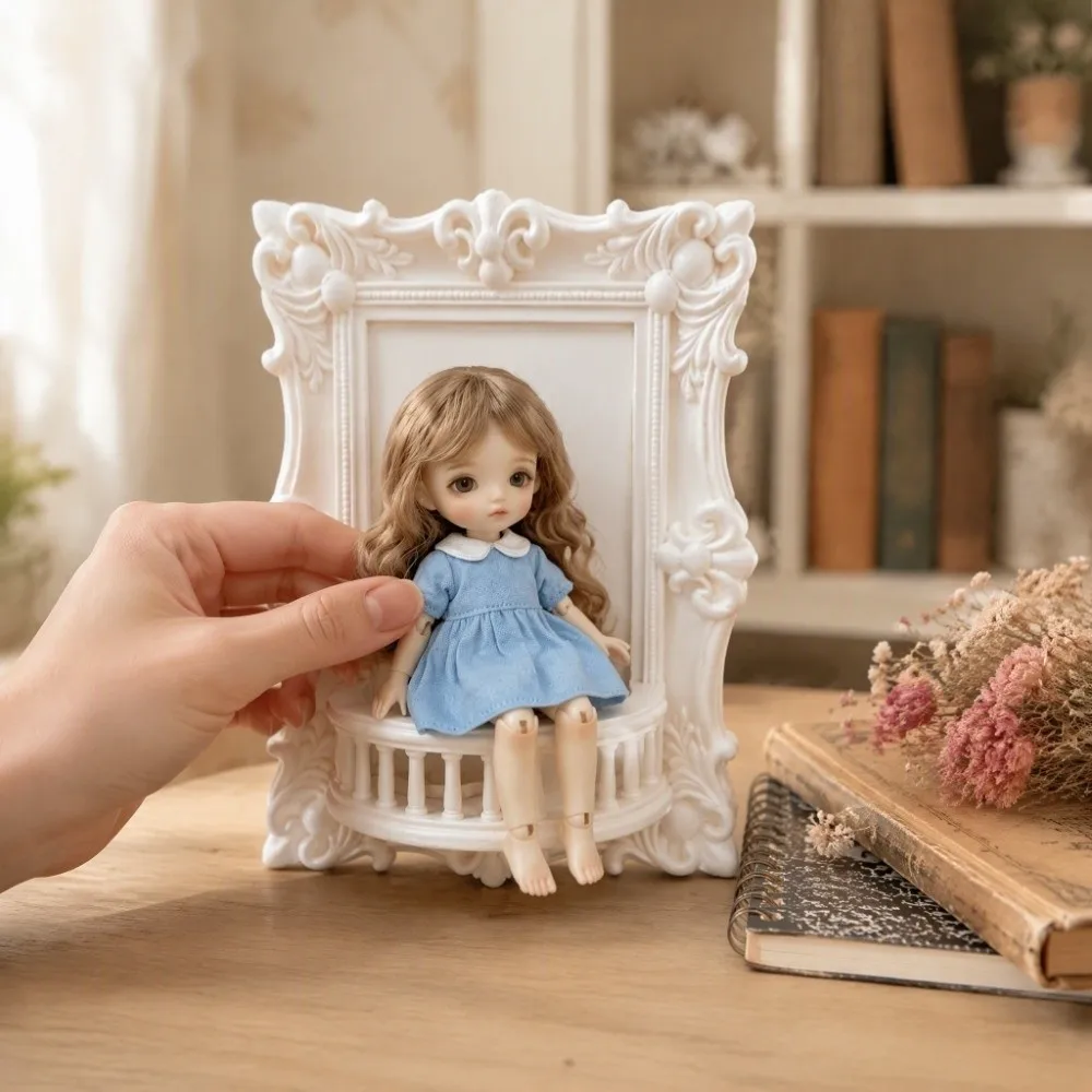 European-Style Mini Doll Display Shelf Dollhouse Elegant Ornate Wall-Mount Stand Durable Vintage Frame Balcony Display Stand