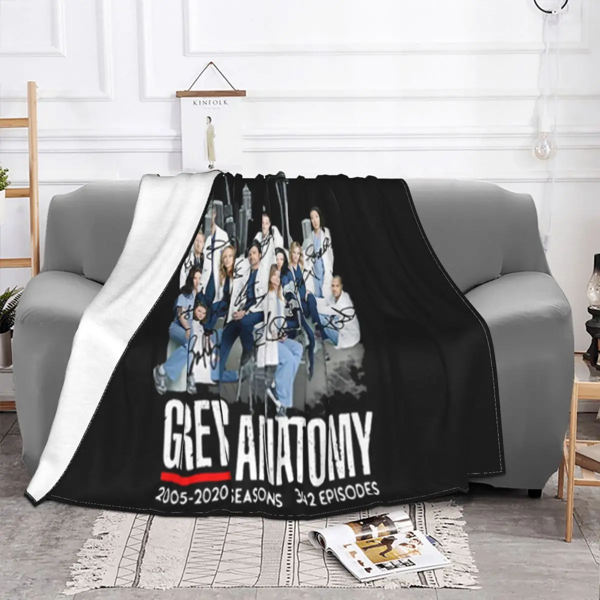 Grey's Anatomy 2005-2020 16 Seasons 342 Episodes Signatures Washable Reusable Cotton Cheap Price Middle Aged Throw Blanket