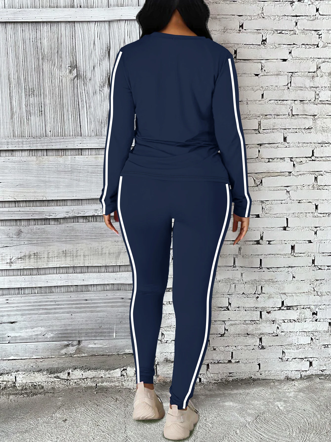 Women's Casual Long Sleeve Fitness Set Slim Fit Two-Piece Suit for Spring/Summer Outings Commuting Suitable for Daily Wear