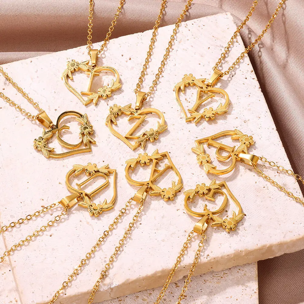 Hot selling Hollow Heart Flower Initial Necklaces 26 A-Z Letter Alphabet Initial Necklace Stainless Steel Necklace Women 5Psc