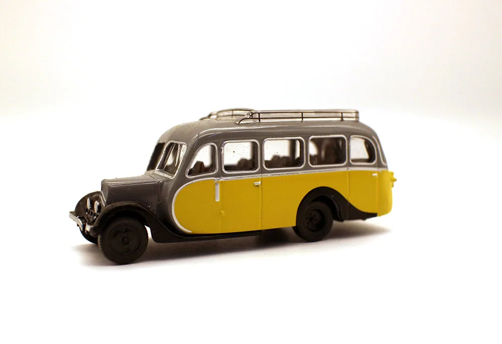 New NorRev 1/87 Scale  U23 Autocar Bus 1947 Vehicle Diecast model Alloy Car HO Scale For Collection Gift