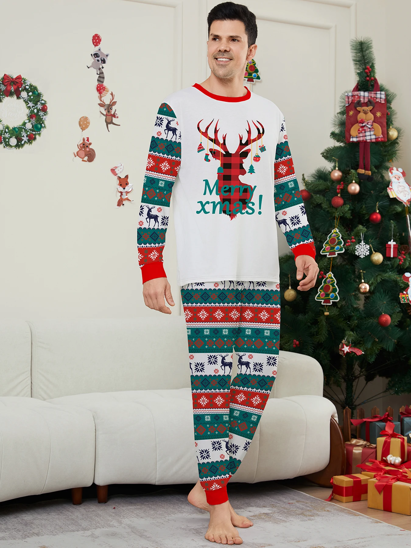 New Costumes Christmas Matching Pajamas Cartoon Print Mother Father Kids Cltohing Set Pyjamas Boys Girls Clothes Family Look Pjs