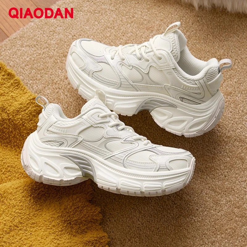 

QIAODAN Woman Leisure Shoes 2025 Autumn Fashion Black Waterproof Lace-up Sneakers Rubber Casual Shoes Lightweight QXL042254405