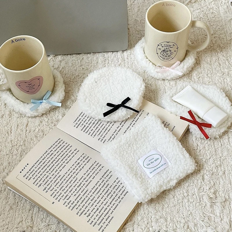 Trinket Mat For Drinks Desk Home Accessories Gift Coaster Simple White Plush Coaster Heat Insulation Pad Desktop Decorative Mat
