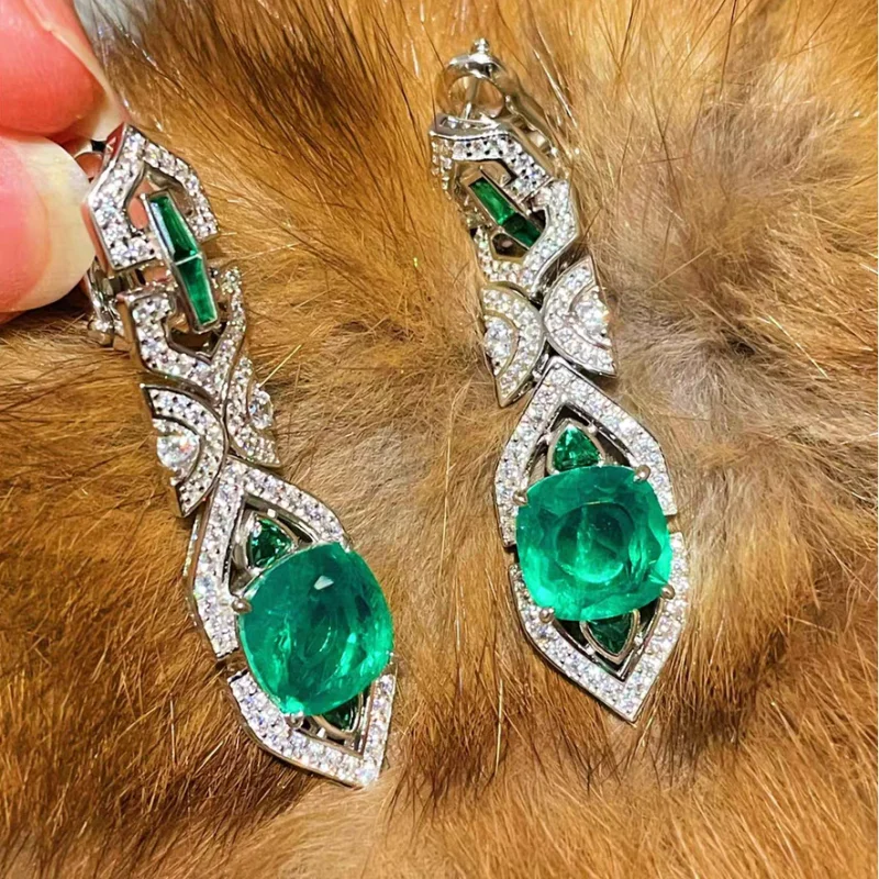 

BELLUX 925 Silver Gold-plated Synthetic Zircon 4.5ct Cushion Shaped Emerald White Full Diamond Earrings