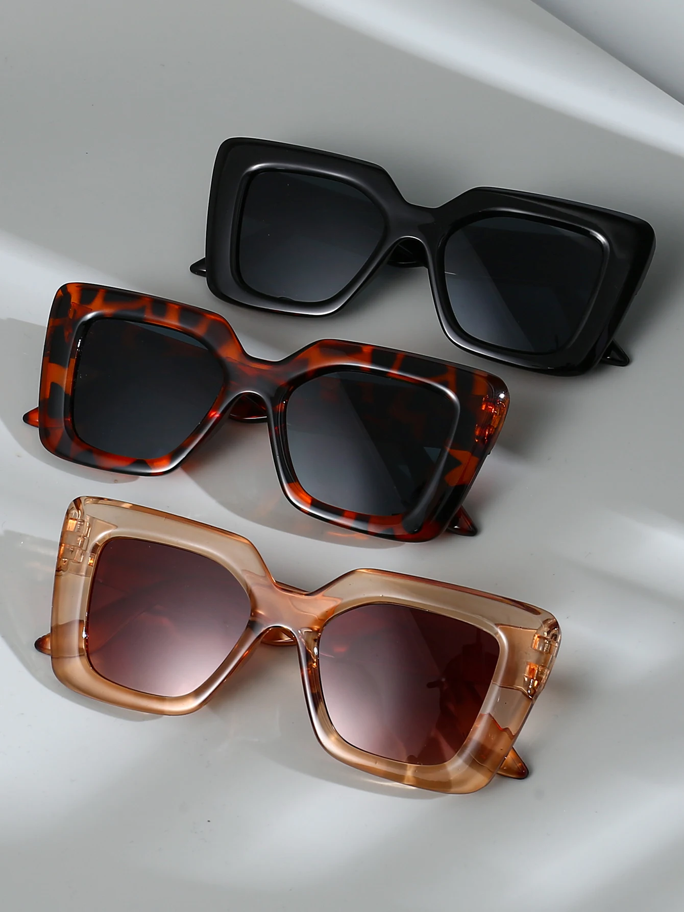 3-teiliges modisches, übergroßes quadratisches Sonnenbrillen-Set, geeignet für verschiedene Arten von trendigen Accessoires, zum Fahren und für Outdoor-Aktivitäten