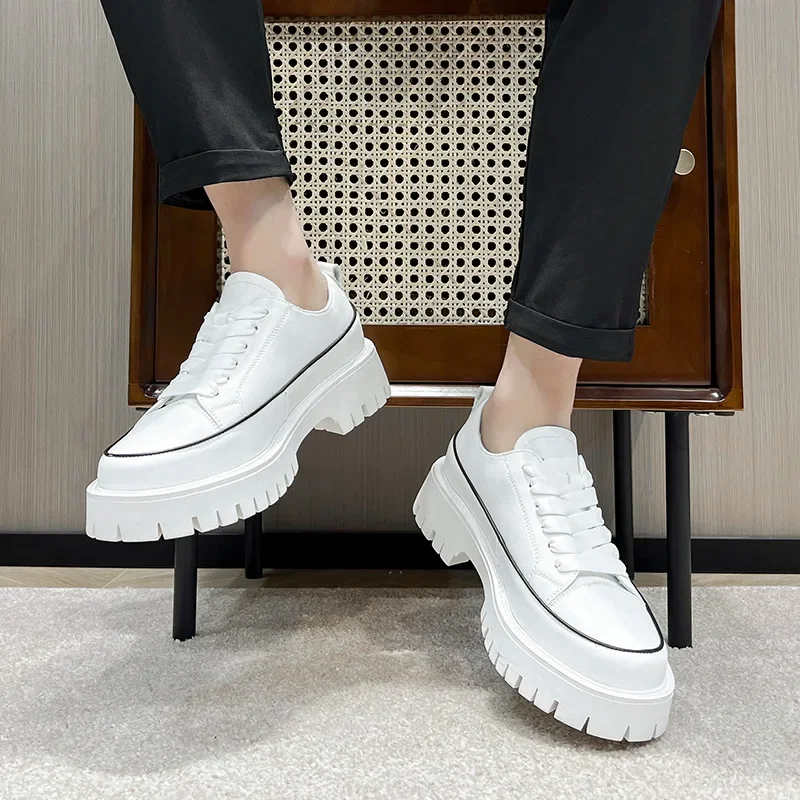 2024 New Black White Leather Shoes Men Platform Oxford Dress Shoes Men Popular Patent Leather Footwear Low-ankle Party Shoes