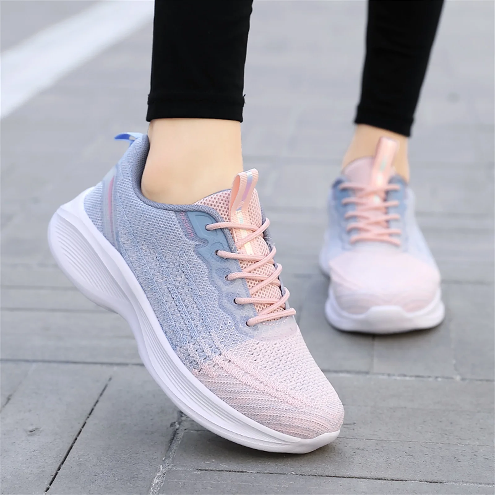 2025 Spring New Shoes Women Sports Shoes Flat Bottom Youth Color Scheme Lace Up Mesh Breathable And Comfortable Running Sneakers