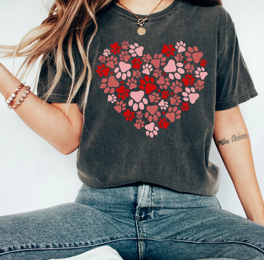 

Женская футболка больших размеров в стиле ретро с изображением лапы и сердца из чистого хлопка, дышащая, модная и универсальная, уличная одежда унисекс, большие размеры