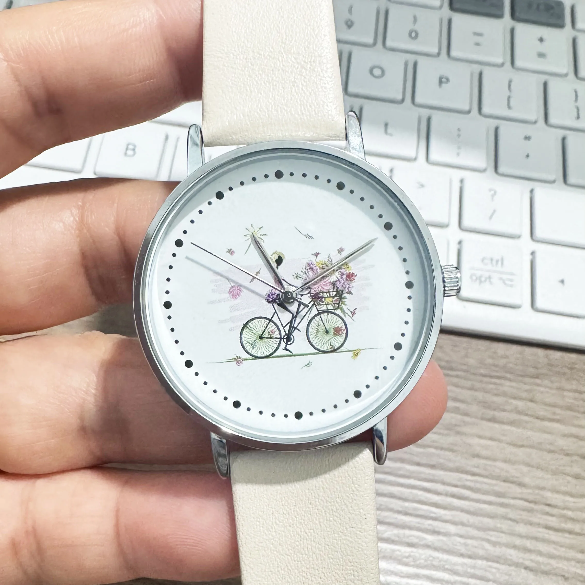 CL069 Women Quartz Watch Custom Dial Make Your Photo On Japan Movement  Water Resistant Life