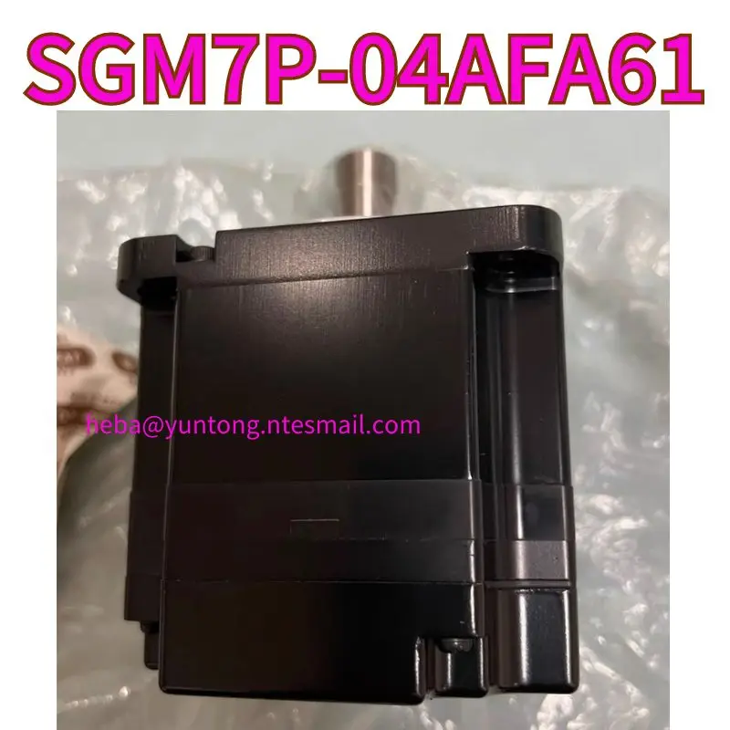 

New servo motor SGM7P-04AFA61