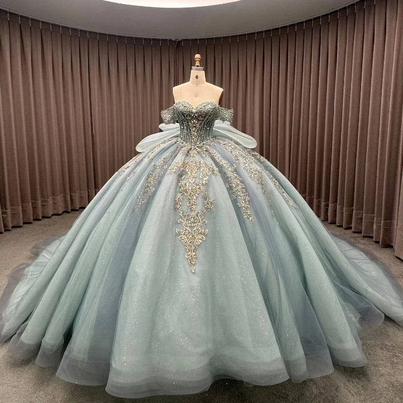 

Light Blue Shiny Princess Sweet 16 Quinceanera Dresses Applique Beading Crystal Bow Tull Party Birthday Vestido De 15 Anos