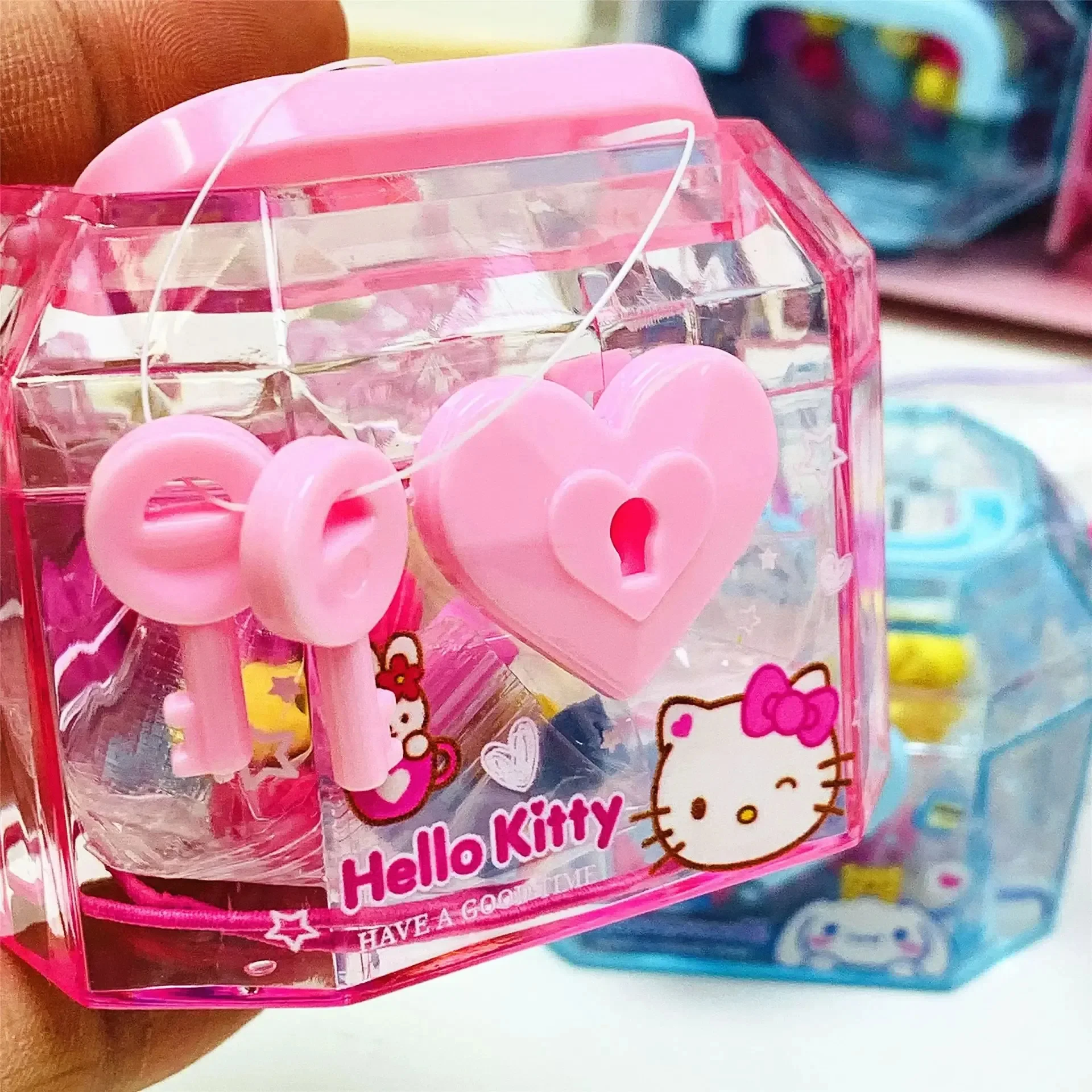 Kreatywna kreskówka Sanrio z zamkiem skrzynka skarbów gumka do klatki piersiowej ciekawe Diy Mini gumka sklep papierniczy artykuły szkolne hurtownia