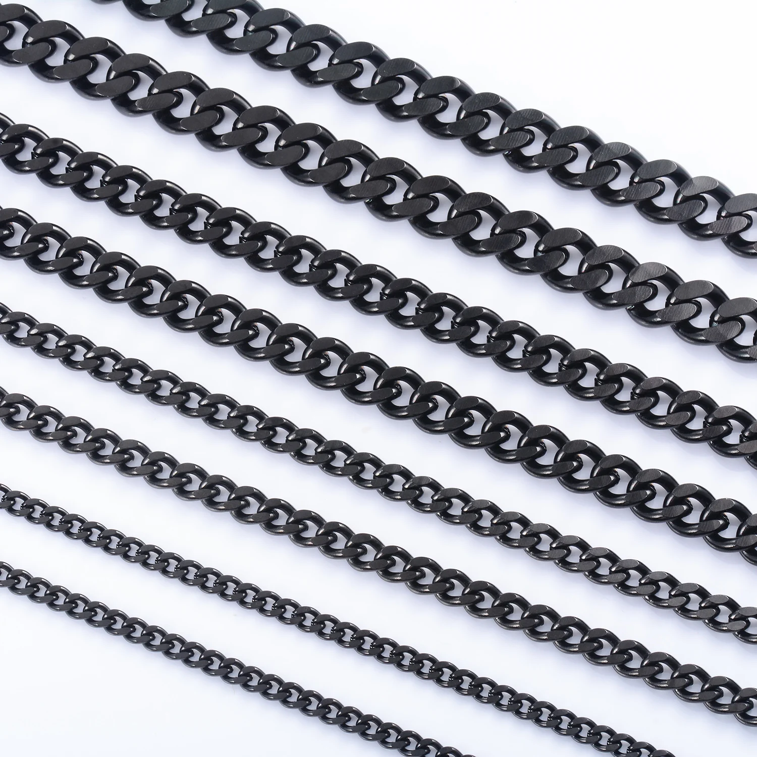 Schwarze Basic Punk Choker Halskette aus Edelstahl mit kubanischem Gliederkettenmuster, solide Metallkette, Schmuckgeschenk für Männer und Frauen. – Detail 6